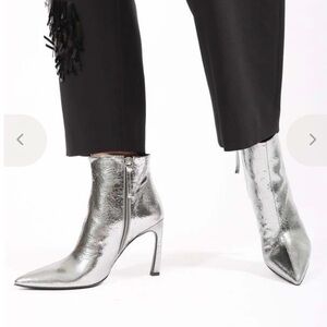 Silver Stiletto Ankle Boots, size 36 (6) by Halmanera